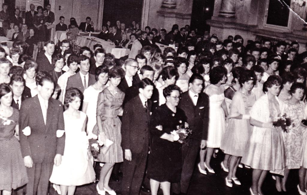 1963: Nástup