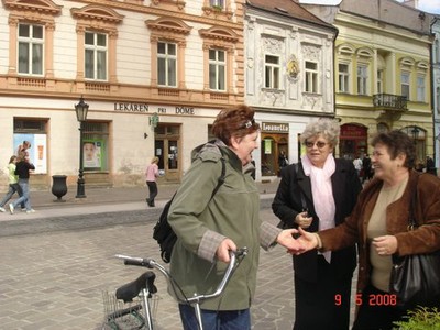 2008: c